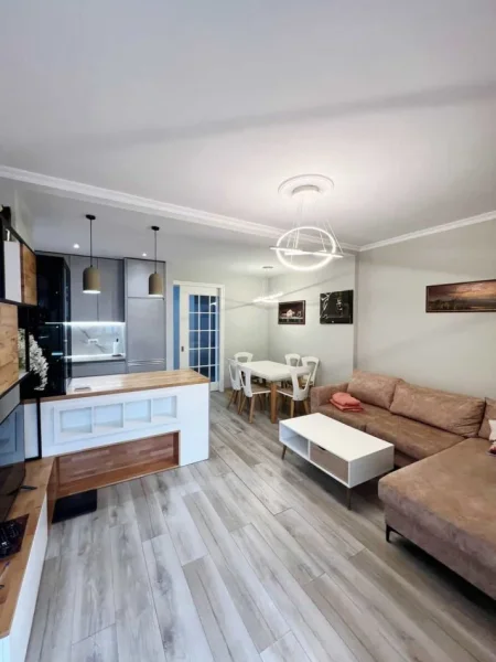 Tirane, jepet me qera apartament 3+1+Ballkon Kati 2, 115 m² 1.000 € (MEDAR SHTYLLA)