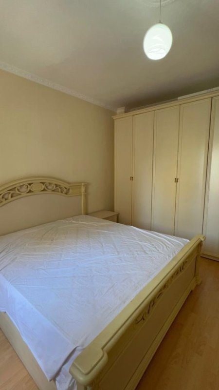 Durres, shitet apartament 2+1+Ballkon Kati 3, 95 m² 105.000 € (Rruga Pavarsia)