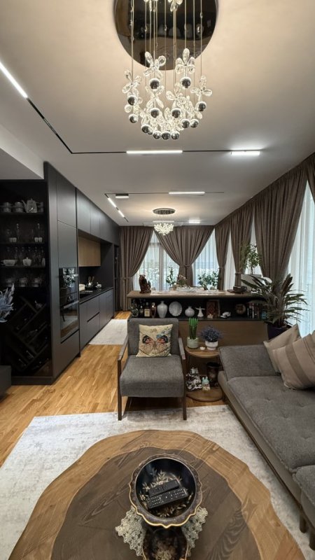 Tirane, shes apartament 2+1 Kati 5, 140 m² 650.000 € (Rruga e kosovareve)