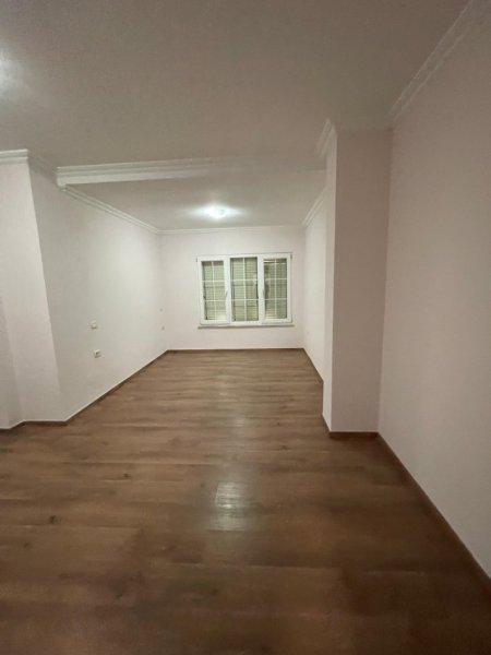 shitet Vile , 669 m² 849.999 € (Mjull-Bathore)