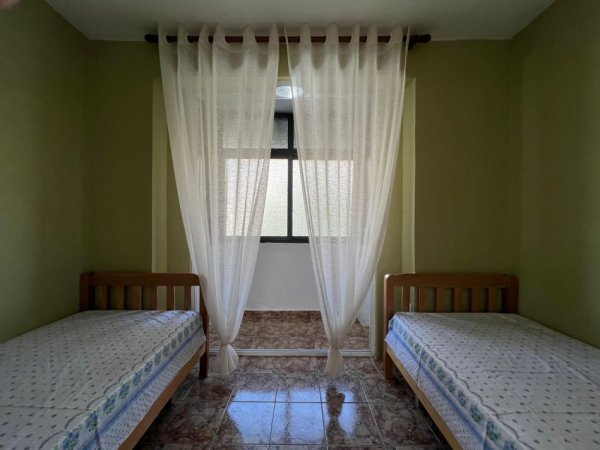 Shqiperi, jepet me qera apartament 2+1 Kati 3, 90 m² 500 € 