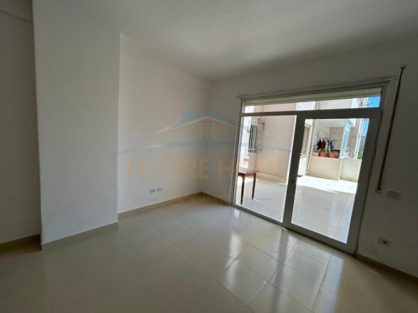 Ish URT, shitet apartament 2+1+Ballkon Kati 1, 144 m² 148.500 € (Durres)