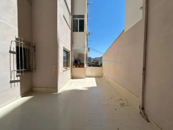 Ish URT, shitet apartament 2+1+Ballkon Kati 1, 144 m² 148.500 € (Durres)