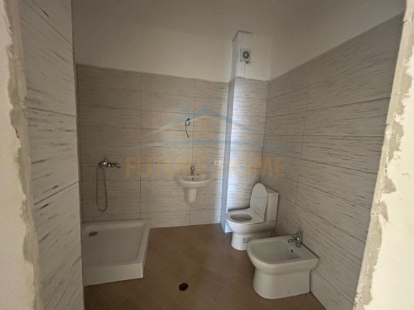 Ish URT, shitet apartament 2+1+Ballkon Kati 1, 144 m² 148.500 € (Durres)