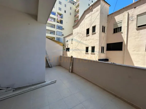 Ish URT, shitet apartament 2+1+Ballkon Kati 1, 144 m² 148.500 € (Durres)