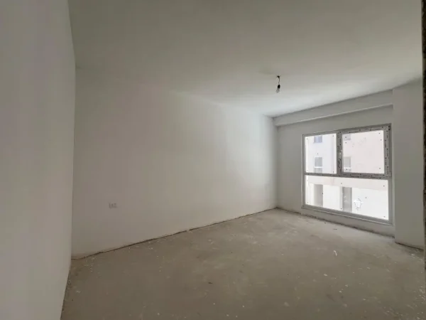 Tirane, shitet apartament 2+1+Ballkon Kati 1, 101 m² 161.300 € (Rruga Dritan Hoxha)