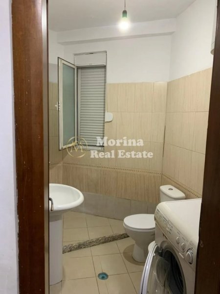 Tirane, jepet me qera apartament 1+1+Ballkon Kati 3, 70 m² 390 € (Kodra e Diellit)