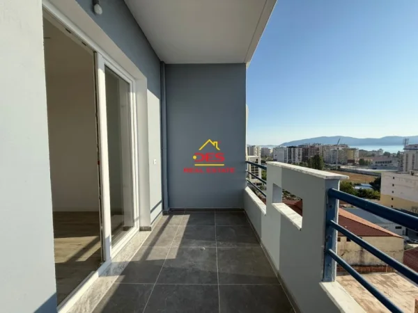 Vlore, shitet apartament 1+1+Ballkon Kati 9, 82 m² 125.000 € (Rruga Dush Strati)