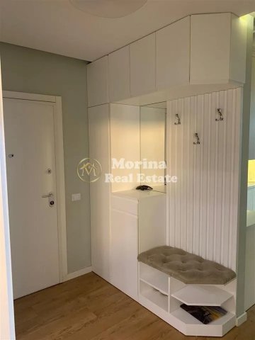 Tirane, jepet me qera apartament 2+1+Ballkon Kati 2, 104 m² 800 € (21 Dhjetori)