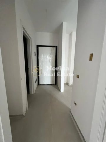 Tirane, shitet apartament 1+1 Kati 3, 53 m² 68.000 € (Univers City)