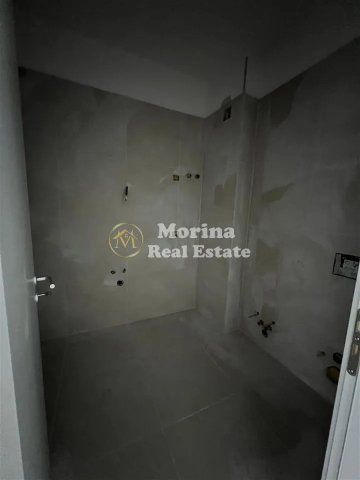 Tirane, shitet apartament 1+1 Kati 3, 53 m² 68.000 € (Univers City)