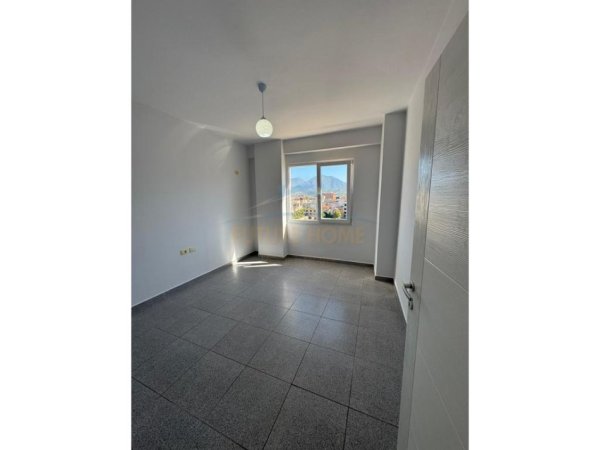 Tirane, shitet apartament 2+1 Kati 7, 84 m² 177.000 € 