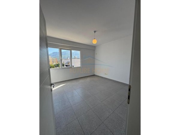 Tirane, shitet apartament 2+1 Kati 7, 84 m² 177.000 € 