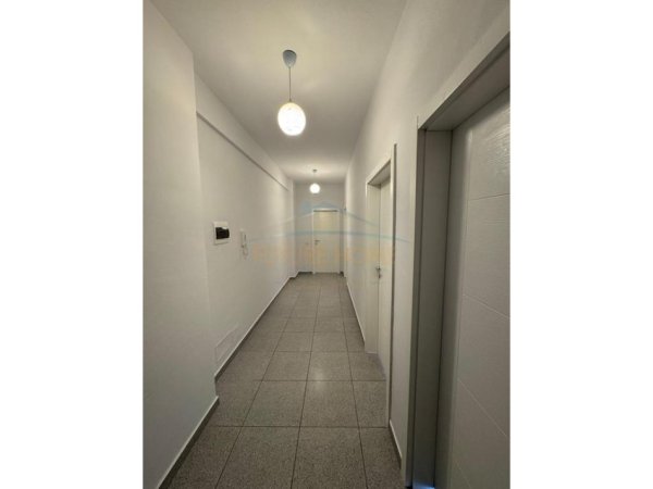 Tirane, shitet apartament 2+1 Kati 7, 84 m² 177.000 € 