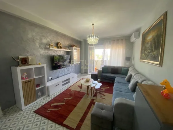 Tirane, shes 2+1 Kati 1, 108 m² 105.000 € 