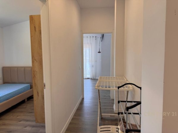Tirane, jepet me qera apartament 2+1 Kati 2, 70 m² 500 € (Senatorium)