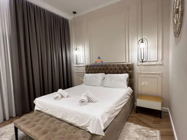 Tirane, shitet apartament 2+1+Ballkon , 112 m² (RRADHIME ,VLORE)