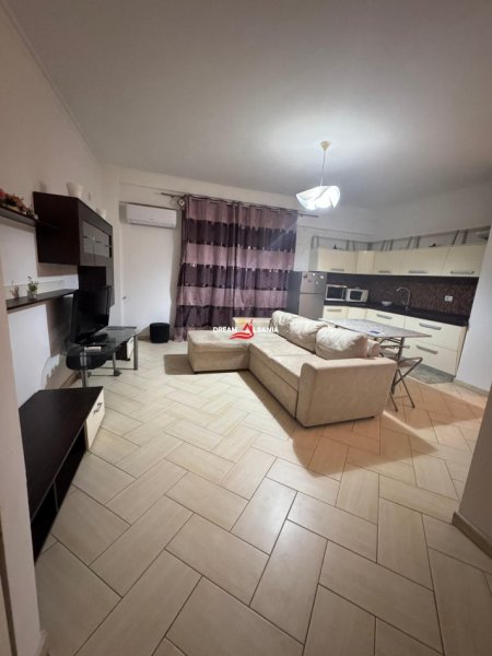 Tirane, jepet me qera apartament 1+1 Kati 2, 55 m² 500 € (ne Don Bosko, tek Kompleksi Vizion+)