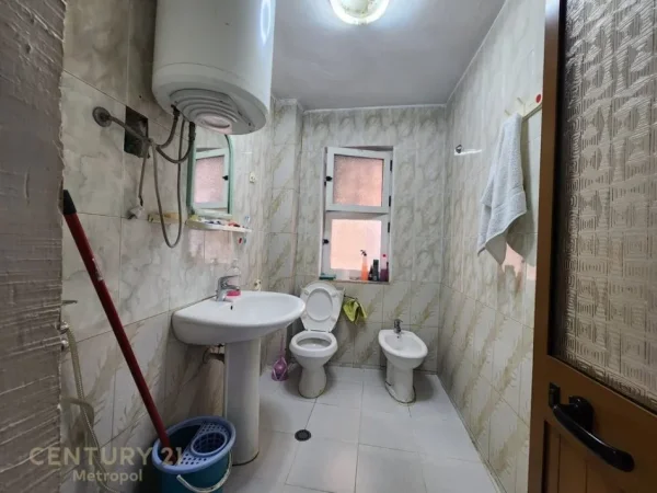 Tirane, shes apartament 2+1 Kati 5, 135 m² 197.000 € 