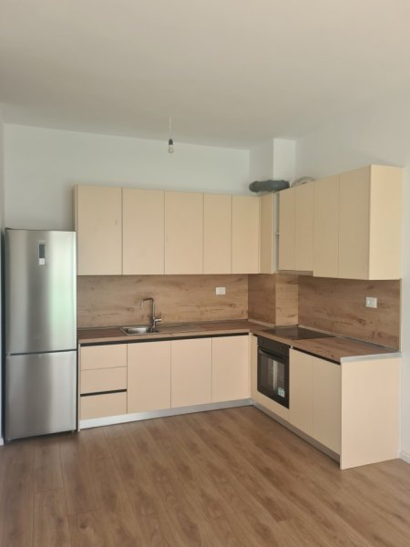 Tirane, jepet me qera apartament 2+1 Kati 4, 72 m² 390 € (Kompleksi Kaimi, ALI DEMI) PA KOMISION