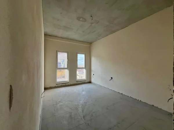 Tirane, shitet apartament 2+1+Ballkon Kati 5, 107 m² 171.500 € (Rruga Dritan Hoxha)