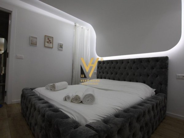 Tirane, jepet me qera garsonier 1+1 Kati 1, 50 m² 550 € (21 dhjetori)