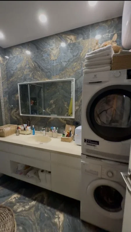 Tirane, shitet apartament 2+1 Kati 4, 80 m² 211.000 € (Kopshti Botanik)