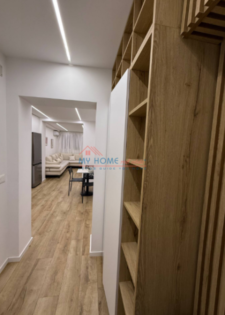 Tirane, jepet me qera apartament 1+1 Kati 0, 66 m² 650 € (Rruga e Kavajes)