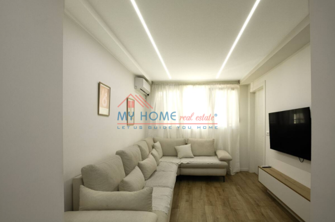 Tirane, jepet me qera apartament 1+1+Ballkon Kati 0, 66 m² 650 € (Rruga e Kavajes)
