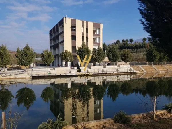 Tirane, shitet hotel Kati 0, 21.300 m² 3.900.000 € (GURRES , PETRELE)