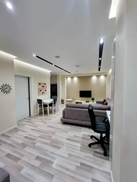 Tirane, shitet apartament 2+1+Ballkon Kati 6, 95 m² 