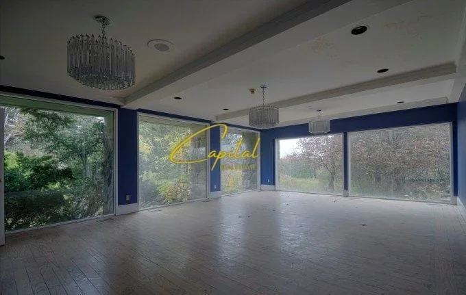 Tirane, jepet me qera ambjent biznesi Kati 0, 100 m² 1.500 € (STACIONI TRENIT)