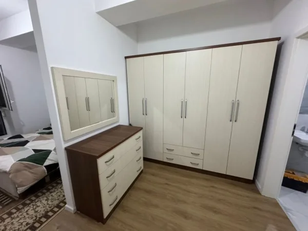 Tirane, jepet me qera apartament 2+1 Kati 4, 96 m² 450 € (Rezidenca Kaimi, Rruga Pasho Hysa)