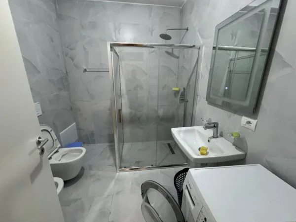 Tirane, jepet me qera apartament 2+1 Kati 4, 96 m² 450 € (Rezidenca Kaimi, Rruga Pasho Hysa)