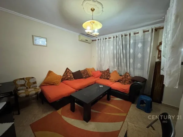 Tirane, shitet apartament 2+1+Aneks+Ballkon Kati 1, 66 m² 135.000 €