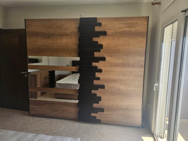 Tirane, jepet me qera apartament 2+1 Kati 4, 140 m² 500 € (Kodra e Priftit)