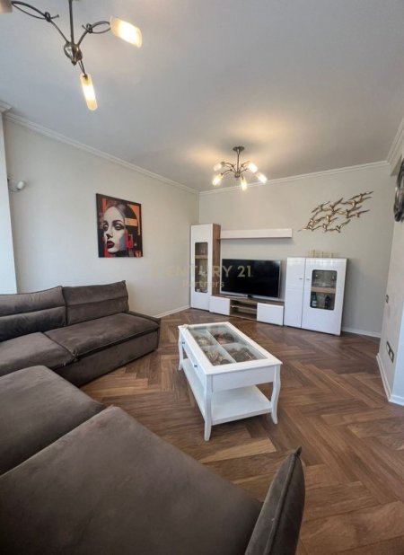 Tirane, shitet apartament 1+1+Aneks+Ballkon Kati 4, 59 m² 110.000 € 