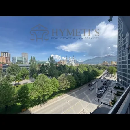 Tirane, jepet me qera apartament 3+1 Kati 4, 216 m² 3.000 € (Galeria ETC)