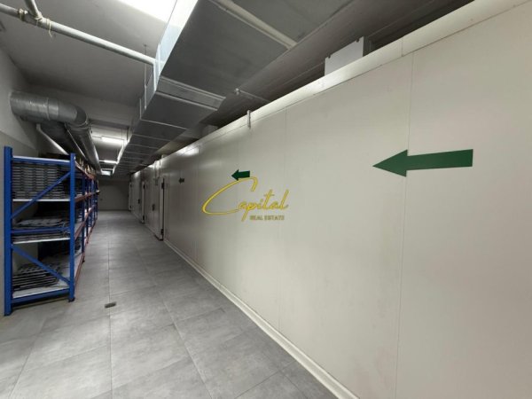 Tirane, jepet me qera magazine Kati 0, 1.200 m² 8.000 € (CASA ITALIA)