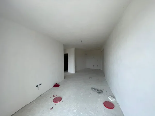 Tirane, shitet apartament 1+1 Kati 6, 83 m² 129.000 € (FUSHA AVIACIONIT)