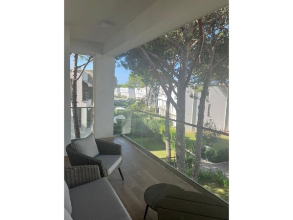 Durres, shitet apartament 2+1 Kati 3, 93 m² 300.000 € 