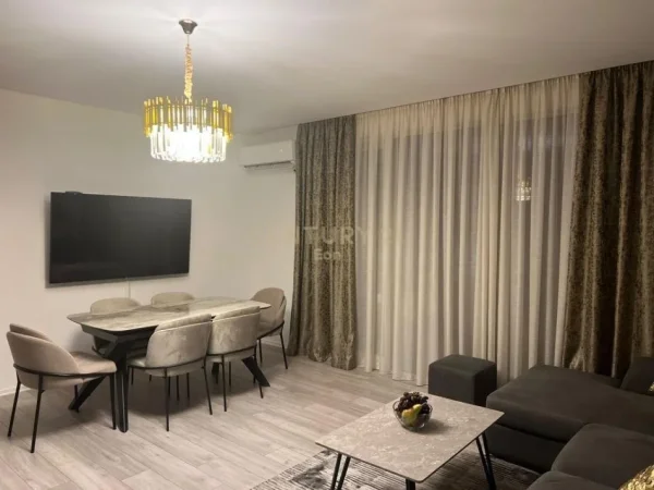 Durres, shitet apartament 2+1 Kati 3, 93 m² 300.000 € 