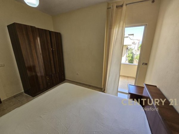 Tirane, jepet me qera apartament 2+1 Kati 1, 79 m² 350 € (Kodra e Priftit)
