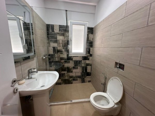 jepet me qera 1+1 , 550 €