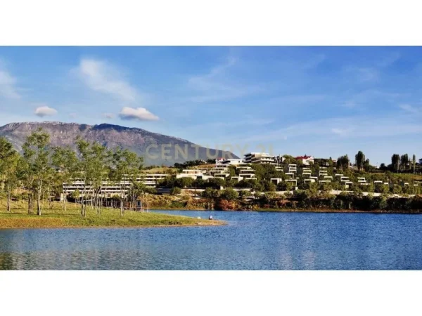 Tirane, shitet apartament 2+1 Kati 2, 129 m² 297.000 € 