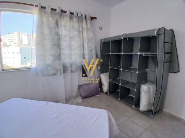 Tirane, jepet me qera apartament 1+1+Aneks+Ballkon Kati 5, 85 m² 450 € (HARRY FULTZ , STACIONI I TRENIT)