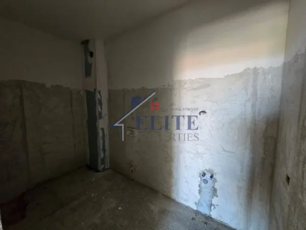 Tirane, shitet apartament 2+1+Ballkon Kati 3, 114 m² 136.884 € (Paskuqan)