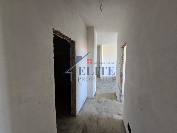 Tirane, shitet apartament 2+1+Ballkon Kati 3, 114 m² 136.884 € (Paskuqan)