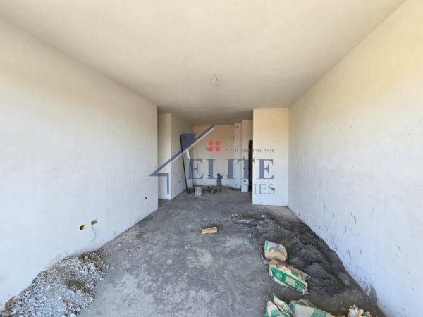 Tirane, shitet apartament 2+1+Ballkon Kati 3, 114 m² 136.884 € (Paskuqan)
