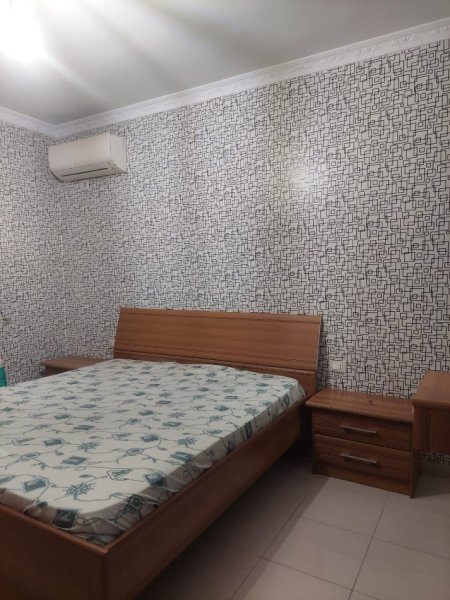 Tirane, jepet me qera apartament 2+1 Kati 5, 130 m² 500 € 